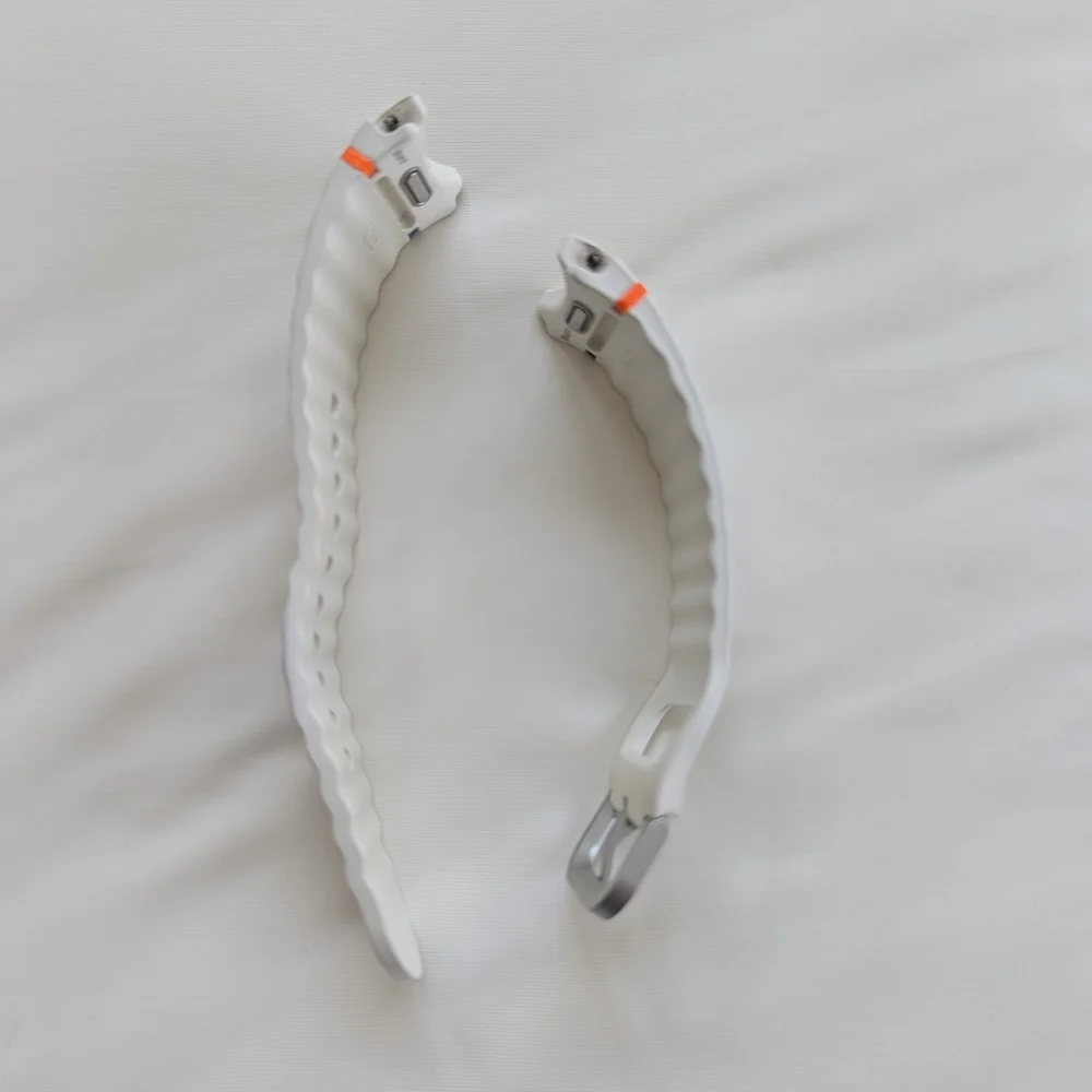 Samsung White Silicone Smartwatch Band with Subtle Accent Tabs